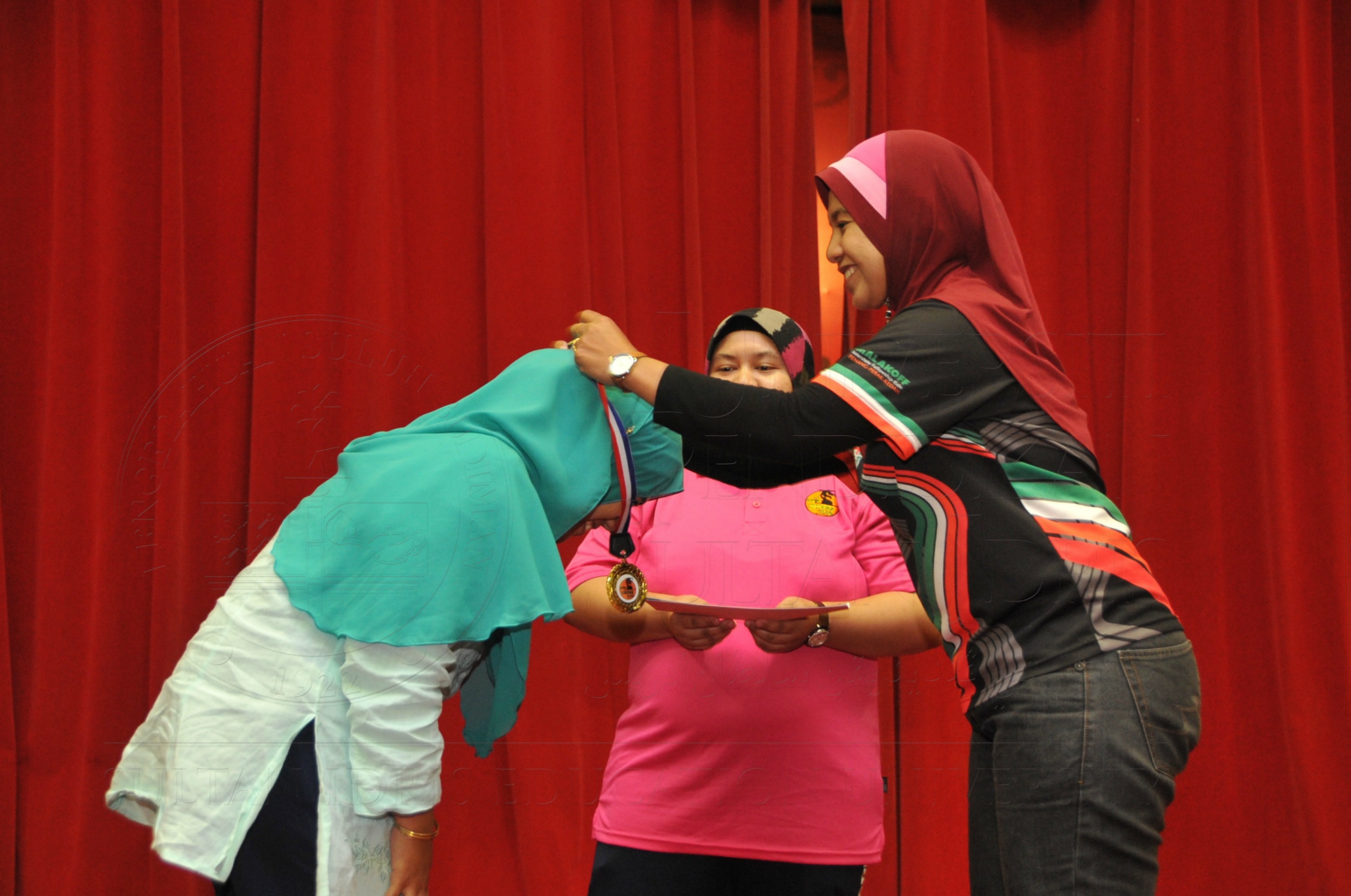 PRO15 158 CATUR HAS 9488